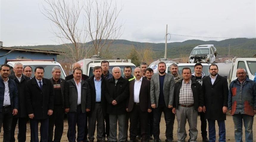 15 G&uuml;n Topladıkları S&uuml;t&uuml;n Parasını Mehmet&ccedil;iğe Bağışlayacaklar