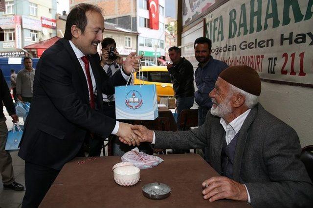 Vali Pehlivan: “hayat Yolunda Da Yol Arkadaşınız Kitap Olsun”