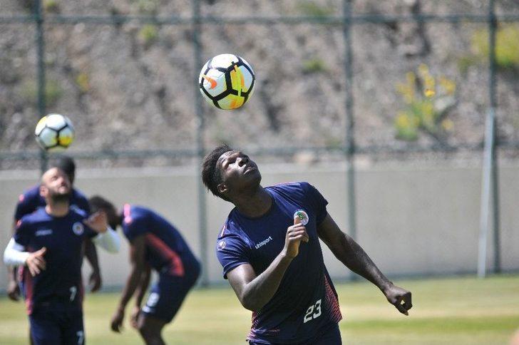 Alanyaspor Erzurum Kampını Sürdürüyor G1