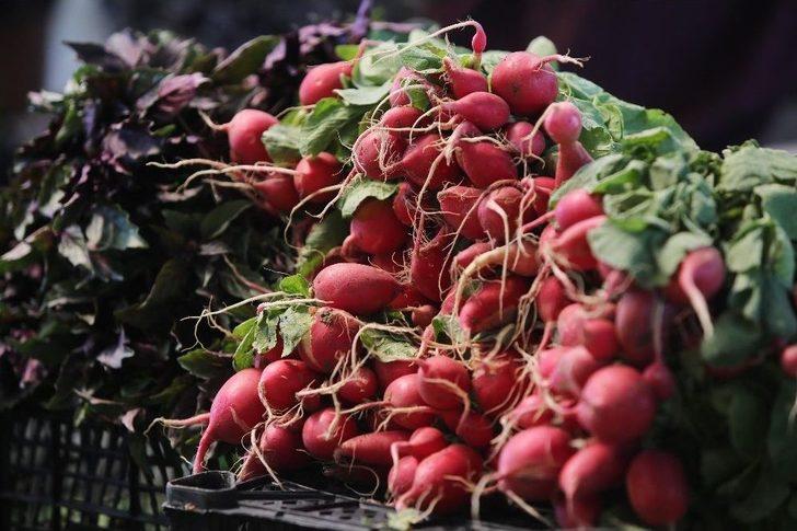 Yenimahalle’de "köylü Pazarı" Devam Ediyor G4