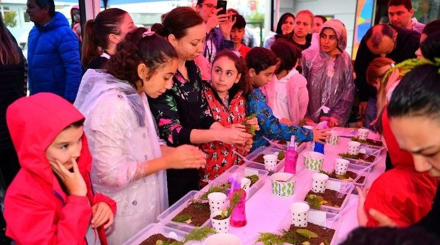 Hobi Bah&ccedil;esi G&ouml;n&uuml;ll&uuml;leri Buluştu