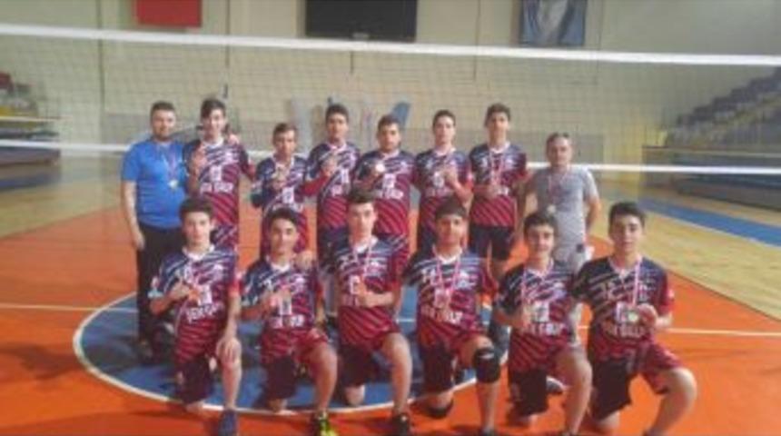 Osmaniyeli Voleybolcular T&uuml;rkiye Finalinde