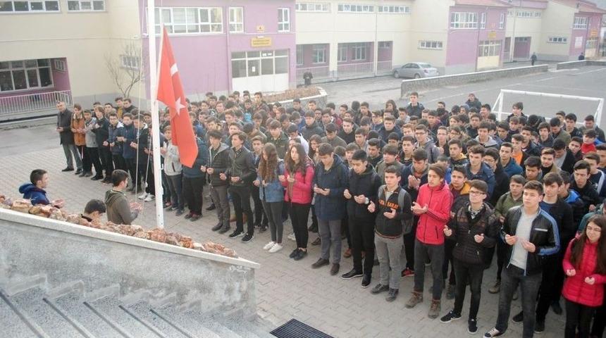Kızılcahamam&rsquo;daki T&uuml;m Okullarda Zeytin Dalı Harekatında G&ouml;rev Yapan Askerler İ&ccedil;in Dua Edildi