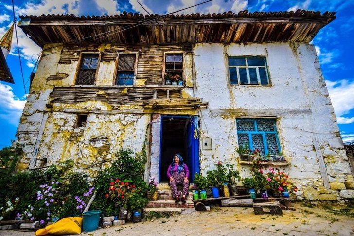 Fotoğraflarla Gördes’i Tanıttılar G1