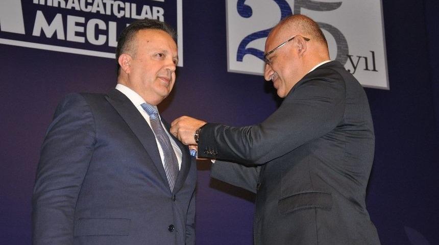 Tim&rsquo;de G&uuml;lle D&ouml;nemi Resmen Başladı