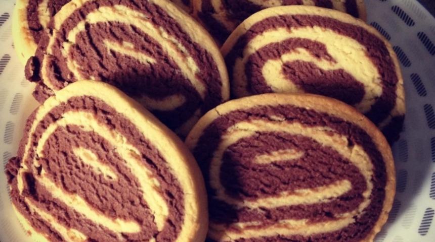 İki Renkli Kurabiye