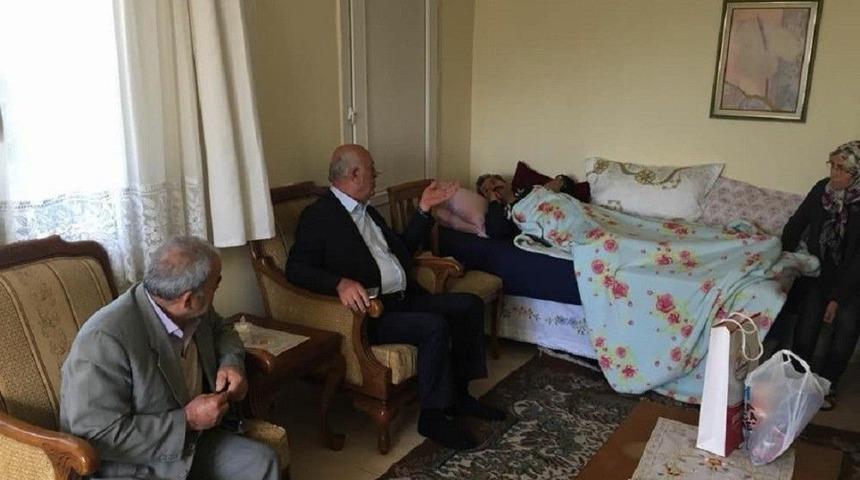 Başkan Seyfi Dingil&rsquo;den Hastalara Moral Ziyareti