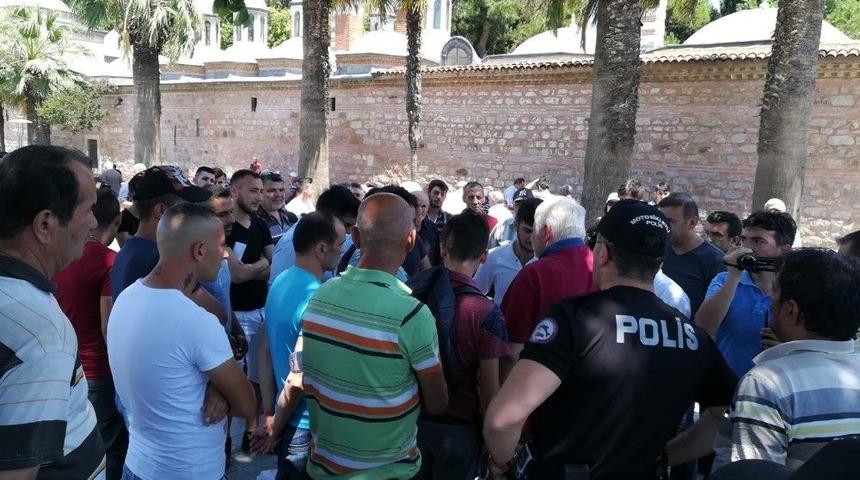 İzinsiz Eyleme Polis İzin Vermedi