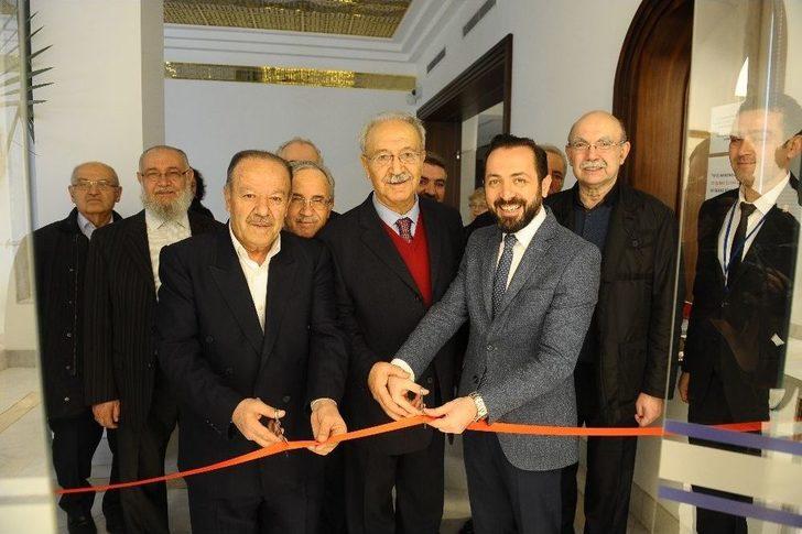 Eğitim Yararına Hat Sergisine Büyük İlgi G4