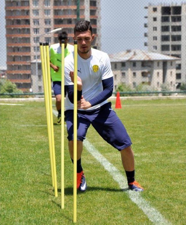 Mke Ankaragücü’nde Yeni Sezon Hazırlıkları Sürüyor