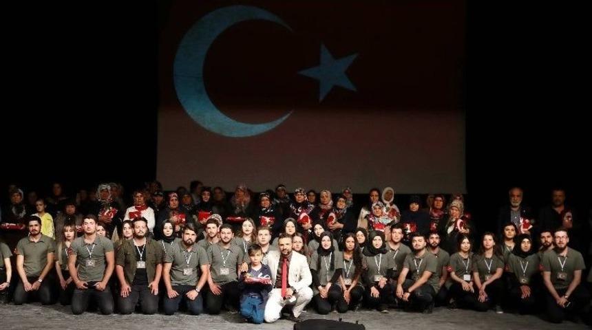 Ga&uuml;n&rsquo;de "bayrak Kokulu Analar Ve Bayrağı Devralanlar&rdquo; Etkinliği