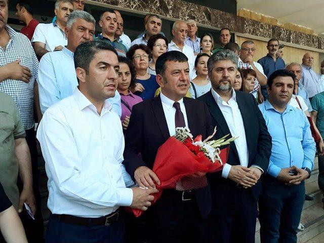 Chp’li Ağbaba Mazbatasını Aldı