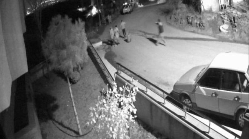 Başkent&rsquo;te &Ouml;nce Eşinin Sevgilisini Daha Sonra Eşini &Ouml;ld&uuml;ren Adam 24 Saat Ge&ccedil;meden Yakalandı