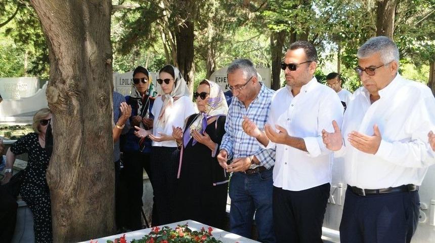 Kemal Sunal Vefatının 18. Yılında Mezarı Başında Anıldı