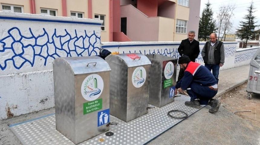 Başiskele&rsquo;de &Ccedil;&ouml;p Konteynerleri Yerin Altına Alınıyor