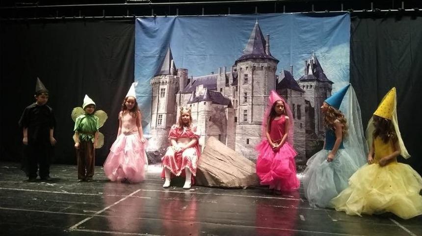 &ldquo;uyuyan G&uuml;zel&rdquo; Beğeni Kazandı