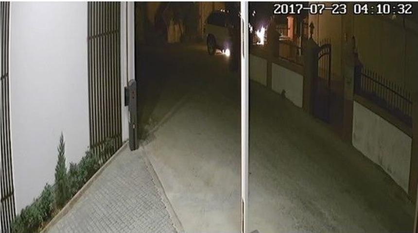 Aracını Kundaklayanı Bulana 10 Bin Tl &Ouml;d&uuml;l