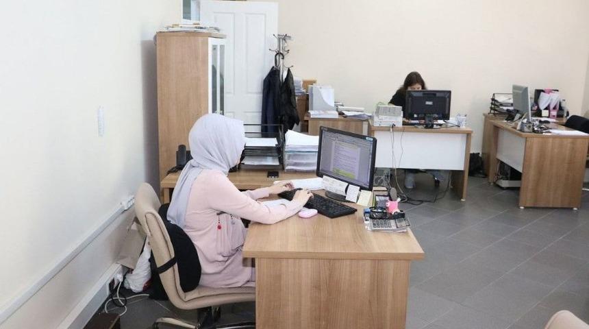 İş Ve Kariyer Birimi, Aynı G&uuml;n İ&ccedil;erisinde İstihdam Sağlıyor