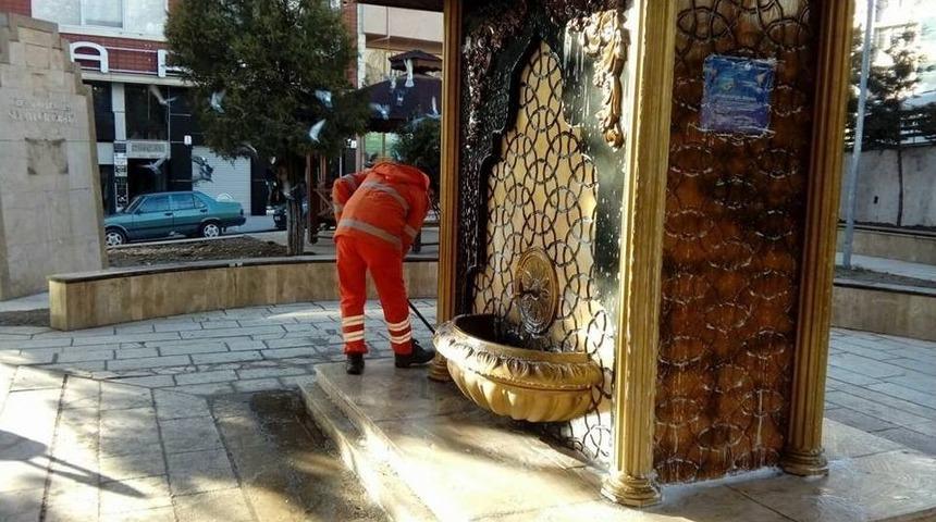 Bilecik&rsquo;te &Ccedil;eşme Ve Şadırvan Temizliği