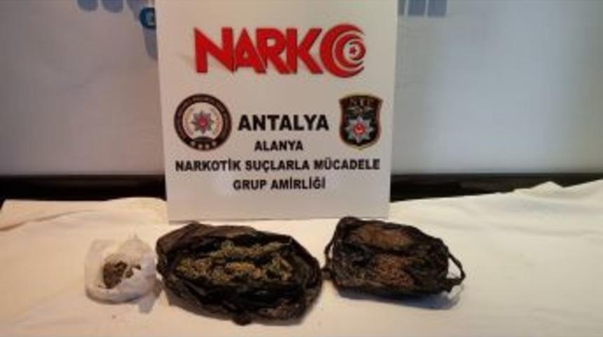 Alanya&rsquo;da Uyuşturucu Baskını