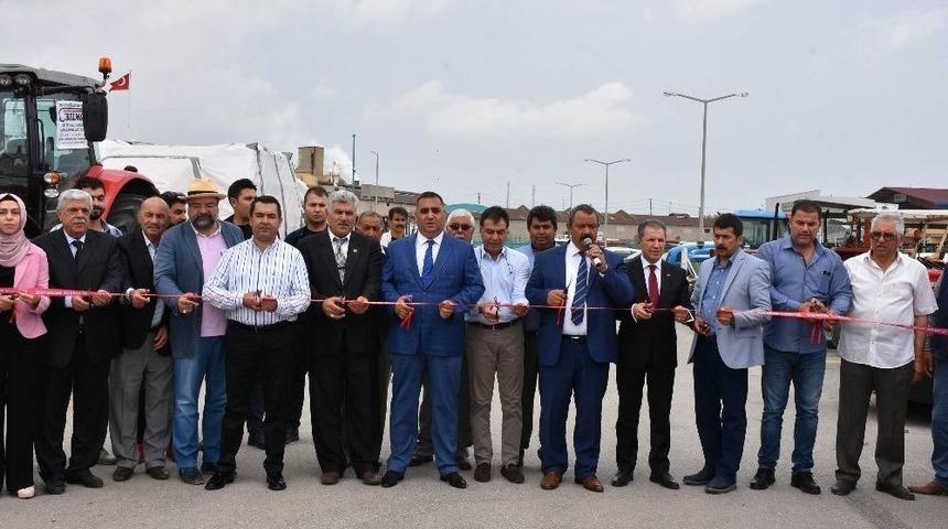 Tarsus&rsquo;ta Trakt&ouml;r Pazarı A&ccedil;ıldı