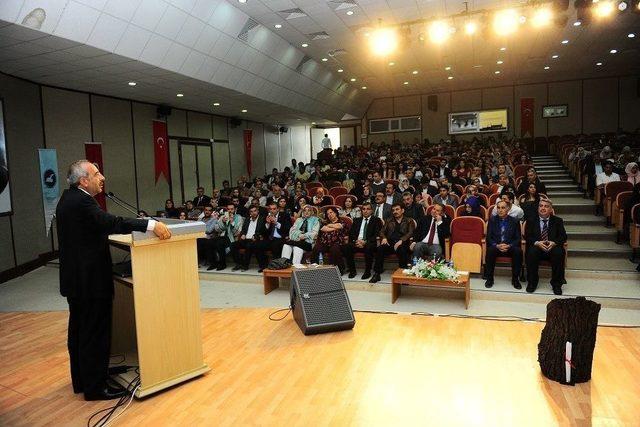 Van Yyü Eczacılık Fakültesi İlk Mezunlarını Verdi