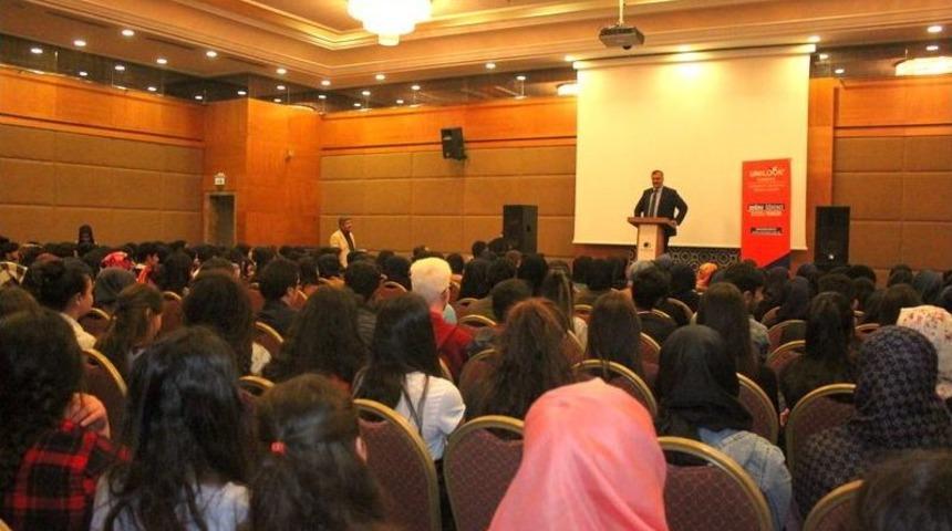 Van&rsquo;da &ldquo;&uuml;niversite Tanıtım Ve Tercih G&uuml;nleri&rsquo; Başladı