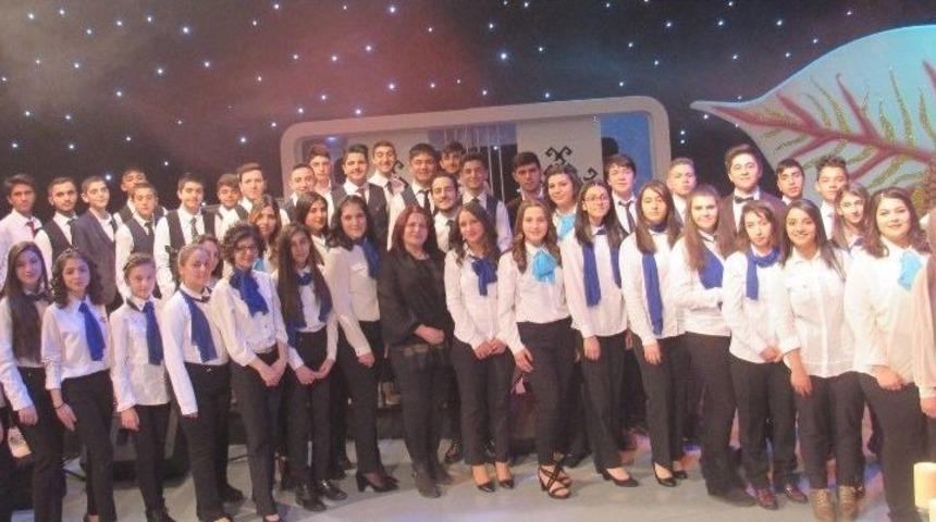 Gençlik Korosu Türkü Severlerle Buluşuyor