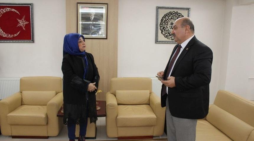 Kadınana Gazetesi&rsquo;nden Esob&rsquo; Başkanı Konak&rsquo;a Ziyaret