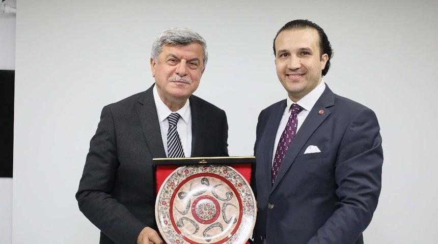 Başkan Karaosmanoğlu&rsquo;ndan Deniz Ticaret Odası Kocaeli Şubesi&rsquo;ne Ziyaret