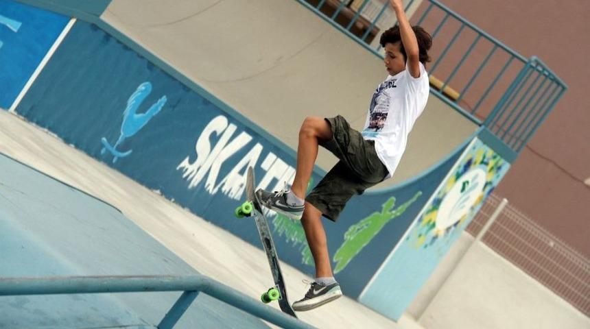 Adrenalin Tutkunları Skate Parkta Buluşuyor