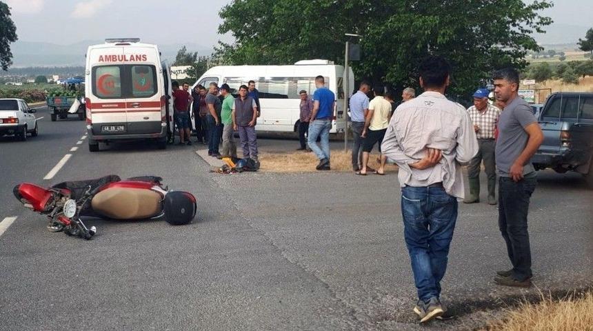 Milas&rsquo;ta Kamyonetle Motosiklet &Ccedil;arpıştı; 1 Yaralı