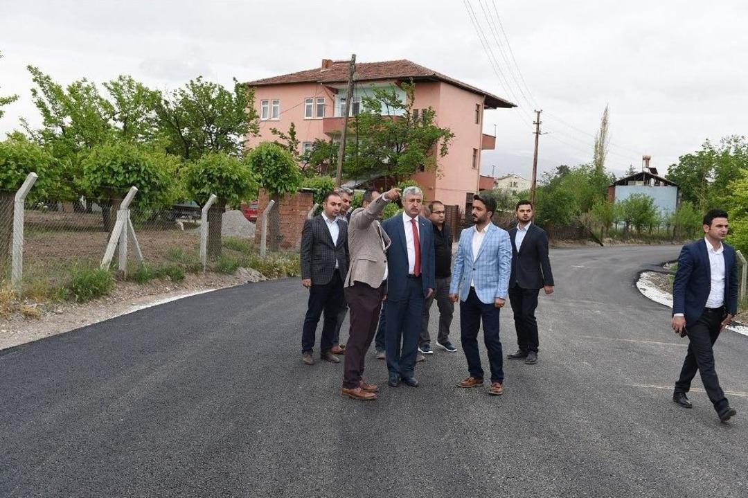 Eski Malatya&rsquo;da Asfalt Ve &Ccedil;evre D&uuml;zenleme &Ccedil;alışmaları Yapılıyor