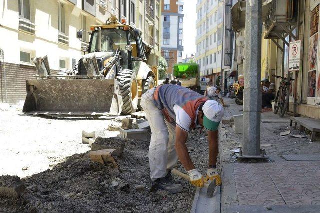 Fen İşleri Müdürlüğü 8 Noktada Çalışmalarını Sürdürüyor 1