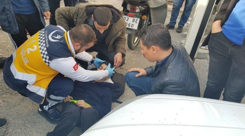 Ters Y&ouml;nden Giderken Aracın &Ccedil;arptığı Bisikletli &Ccedil;ocuk Yaralandı