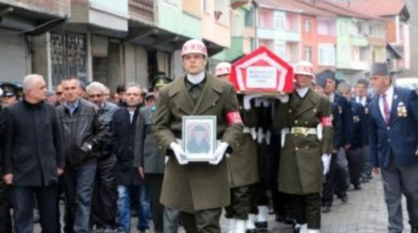 Kore Gazisi Askeri T&ouml;renle Son Yolculuğuna Uğurlandı