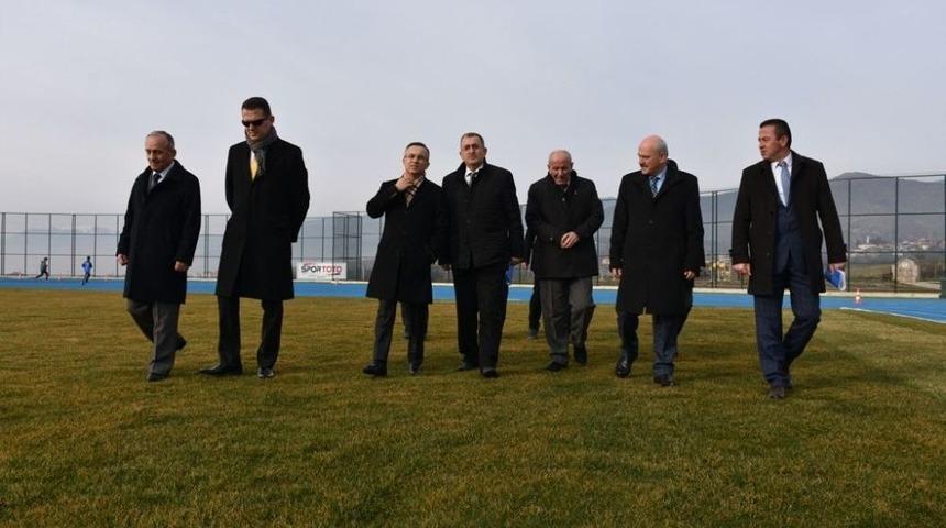 Vali &Ccedil;eber, Yatırımları İnceledi