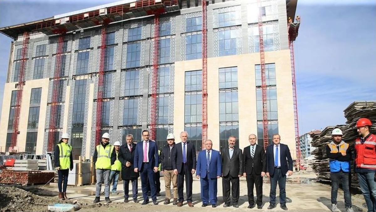 Belediyenin Yeni Hizmet Binası 6 Ay Sonra Hizmete Sunuluyor