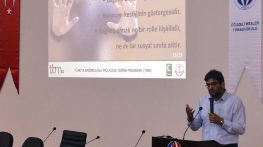 Oğuzeli Myo’da Madde Bağımlılığı İle Mücadele Konferansı