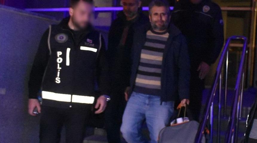 G&uuml;len&rsquo;in Videosunu İzlerken Yakalanan Doktorlar Tutuklandı