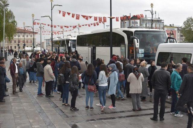 Başarıyı Öğrencilere Çanakkale Ödülü