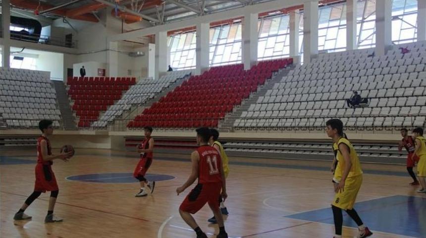Erzincan Basketbol Grup M&uuml;sabakalarına Ev Sahipliği Yapıyor