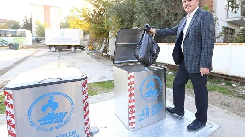 Pamukkale&rsquo;de Yer Altı &Ccedil;&ouml;p Konteyner Projesi Devam Ediyor