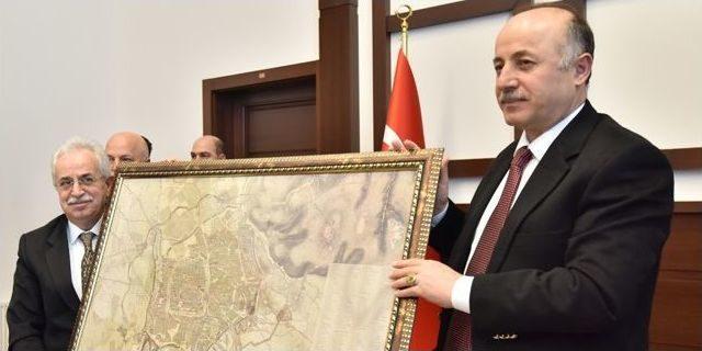 Et&uuml; Erzurum Tarihine Işık Tutuyor 3