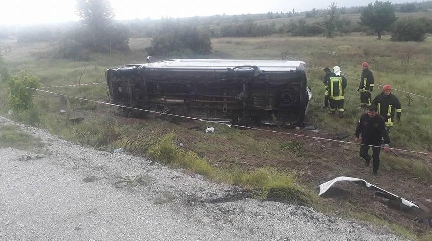 Mehter Takımını Taşıyan Minibüs Devrildi: 1 Ölü, 12 Yaralı