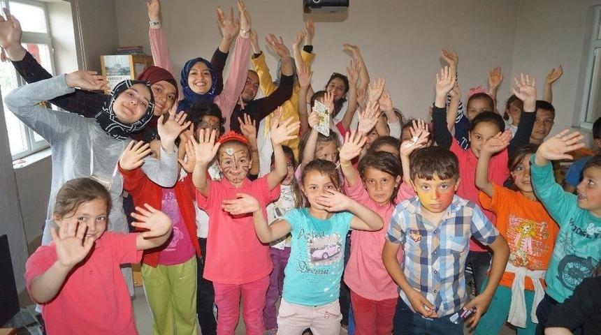 &Uuml;niversite &Ouml;ğrencilerinden Alkışlanacak Proje