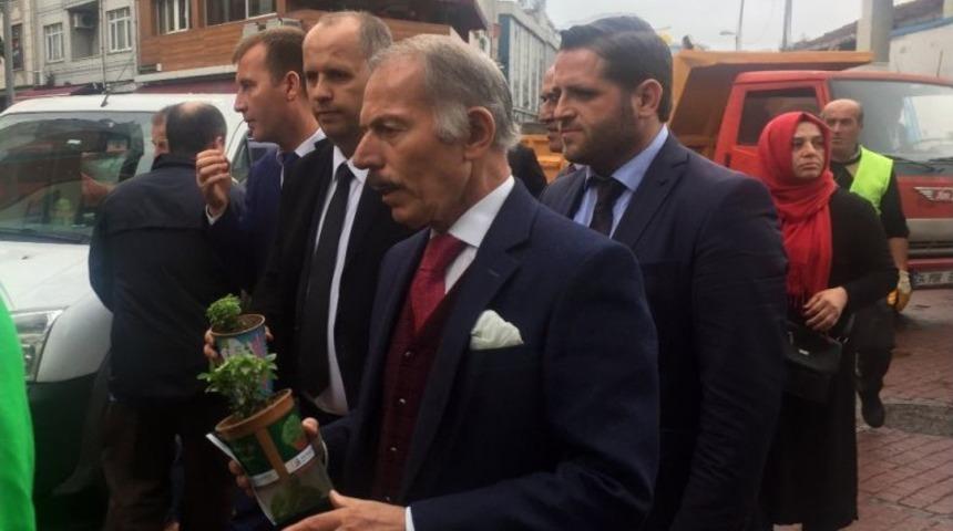 Bayrampaşa Sokaklarında Fesleğen Kokusu