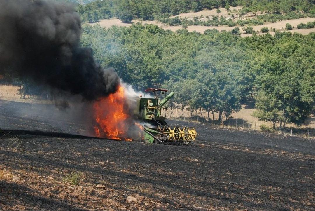 Bayrami&ccedil;&rsquo;te Tarla Yangını