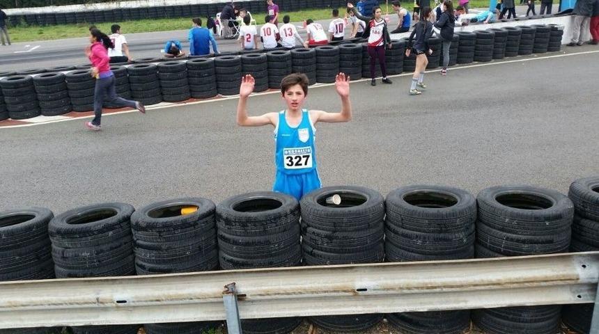 &Uuml;mraniye Belediyesi Atletizm Kul&uuml;b&uuml;, T&uuml;rkiye Şampiyonasına Katılmaya Hak Kazandı