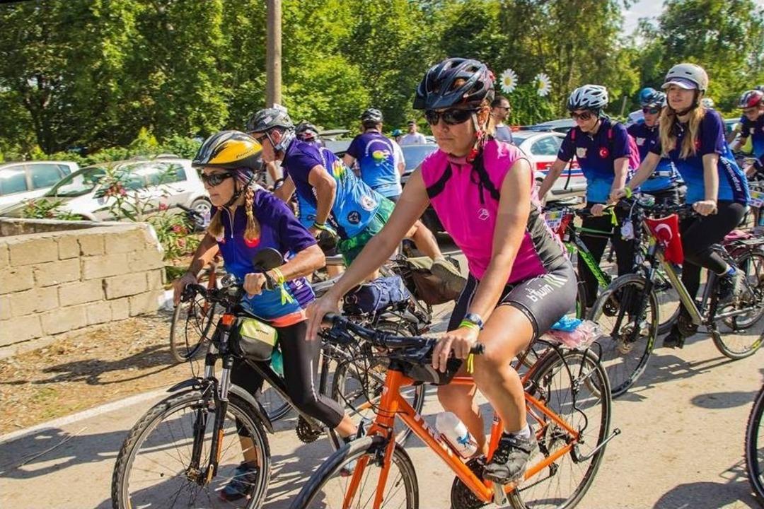 Pedallar Burhaniye İ&ccedil;in D&ouml;nd&uuml;